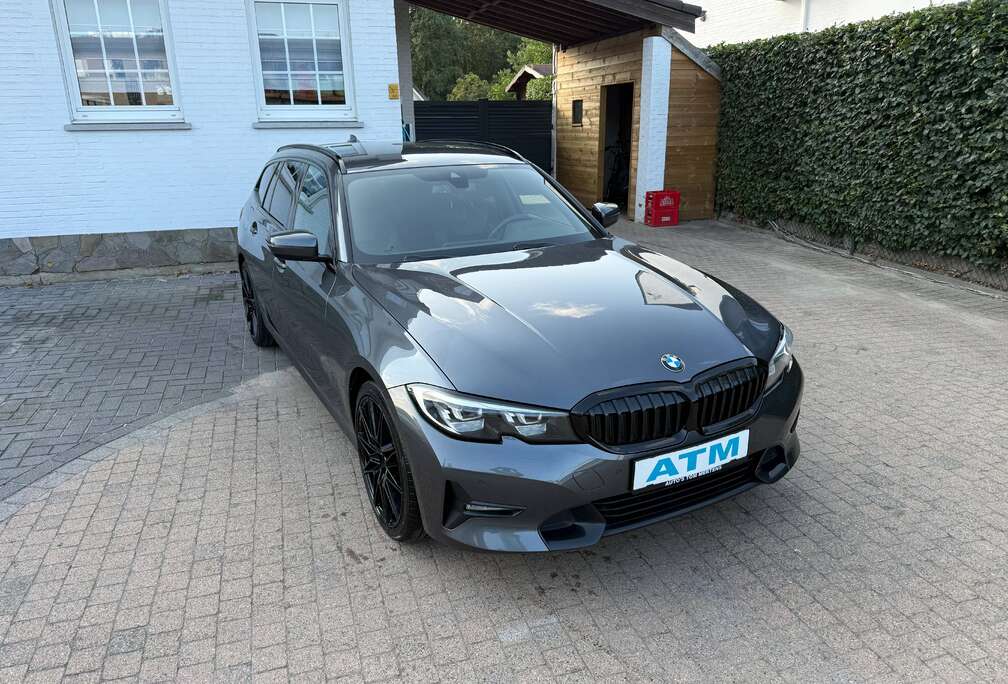 BMW Touring 318 dA MHEV M Sport/Leder/pdc V&A/Blackline/Navi/M sport stuur/Sport ophanging/LANE ASSIST