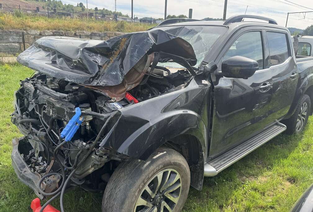 Nissan 2.3 dCi 4WD Tekna