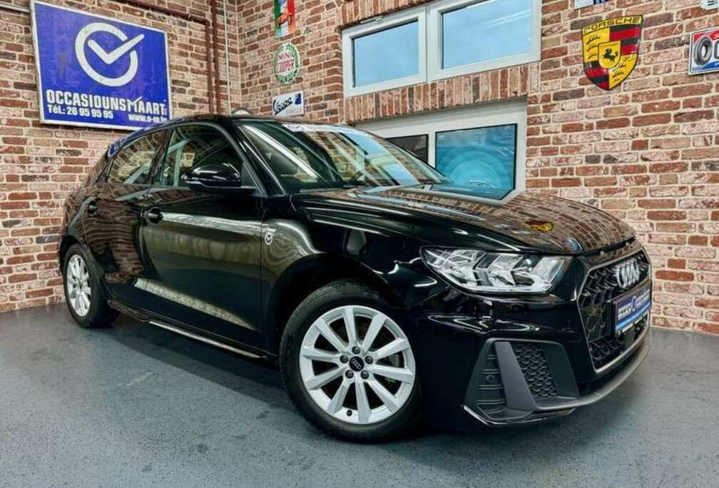 Audi A1 Sportback 30 TFSi 110cv Auto S-line