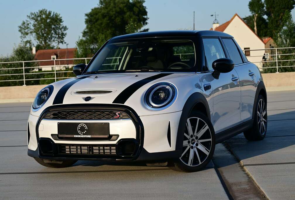 MINI 5 DOORS / SPORT AUT / CAMERA / NAVI / DIGIT COCKP