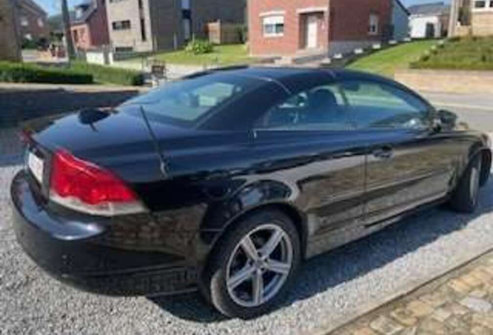 Volvo C70 2.0D Powershift Summum