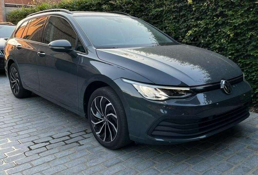 Volkswagen Golf 8 Variant 1.0 TSIe 115pk DSG 7 Automaat