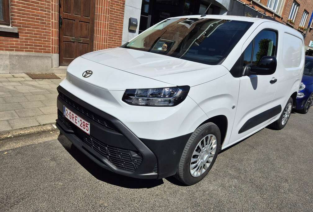 Toyota L1 1,5-l D-4D S&S Autm. Comfort