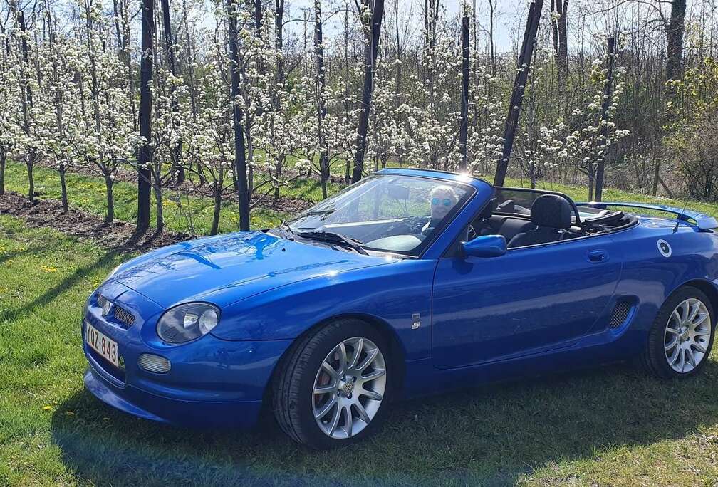 MG 1.8i 16v Trophy