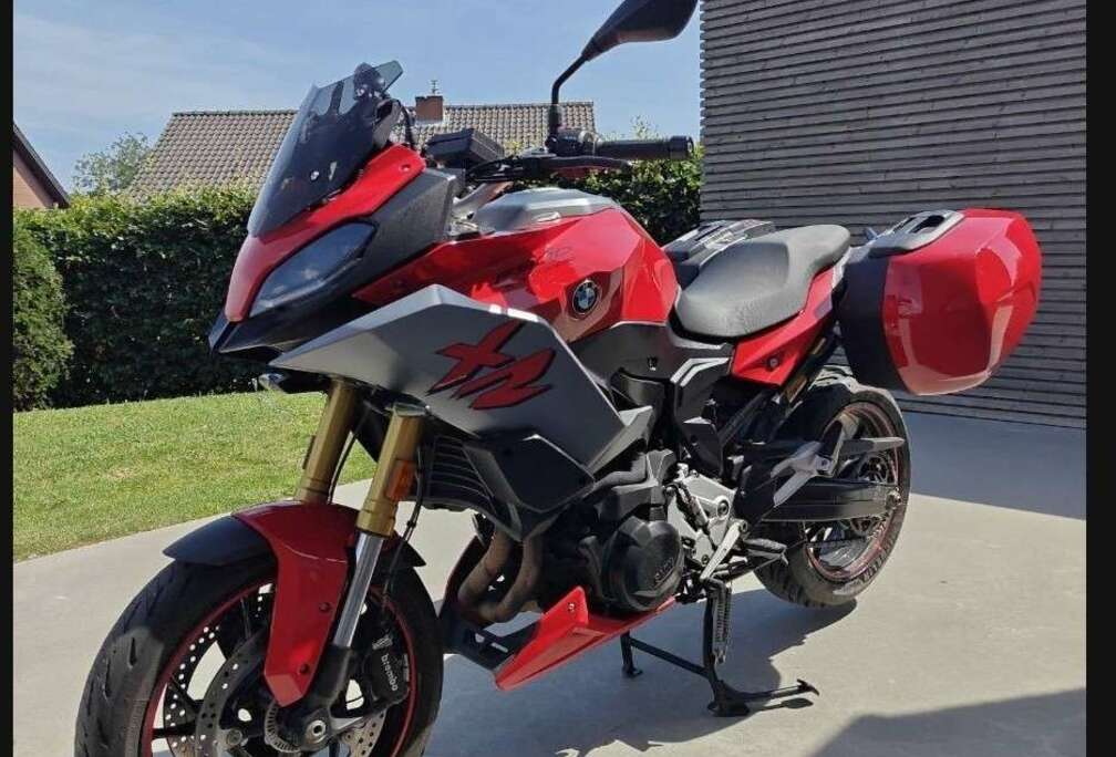 BMW
