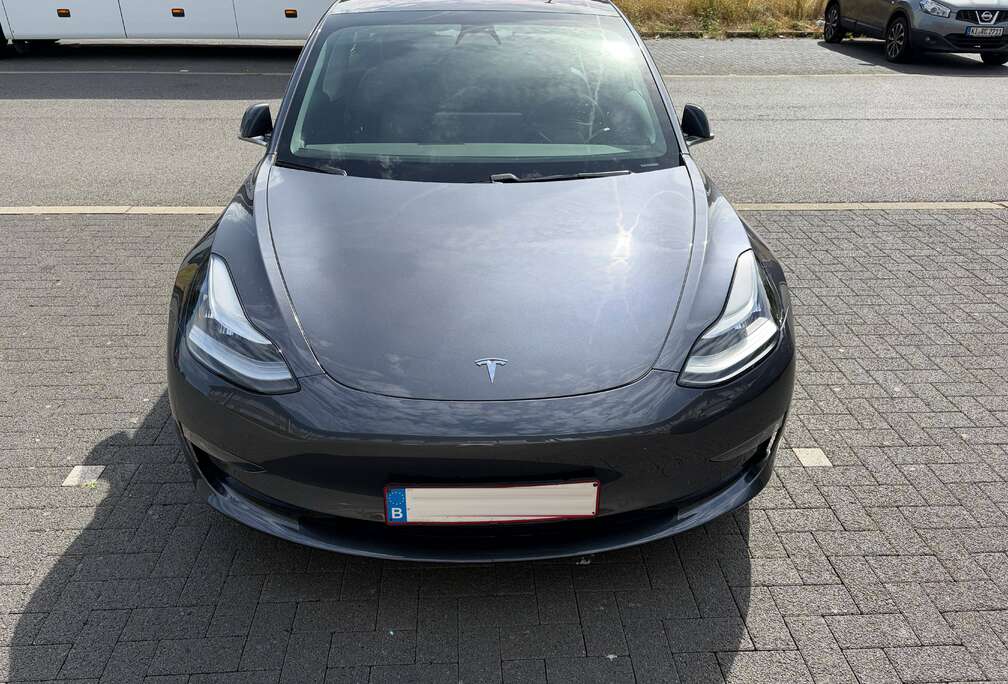Tesla Model 3 75 kWh Long-Range Dual Motor