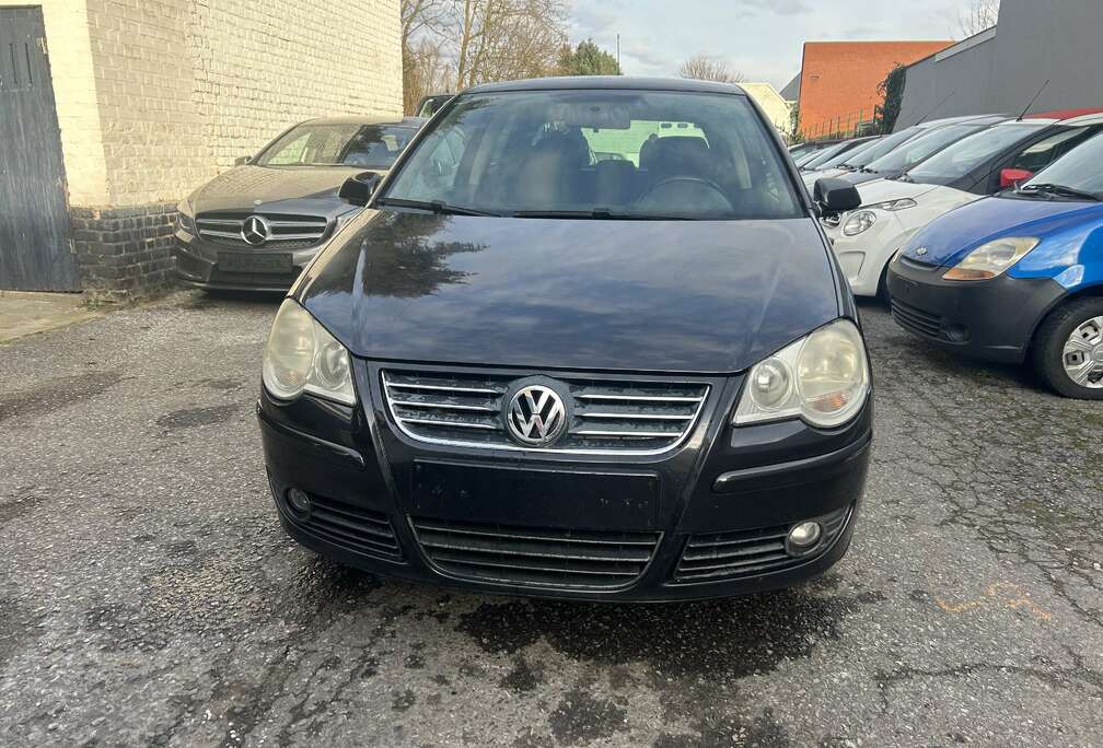 Volkswagen Polo 1.4i 16v United Pack + PSP 12 MOIS DE GARANTI