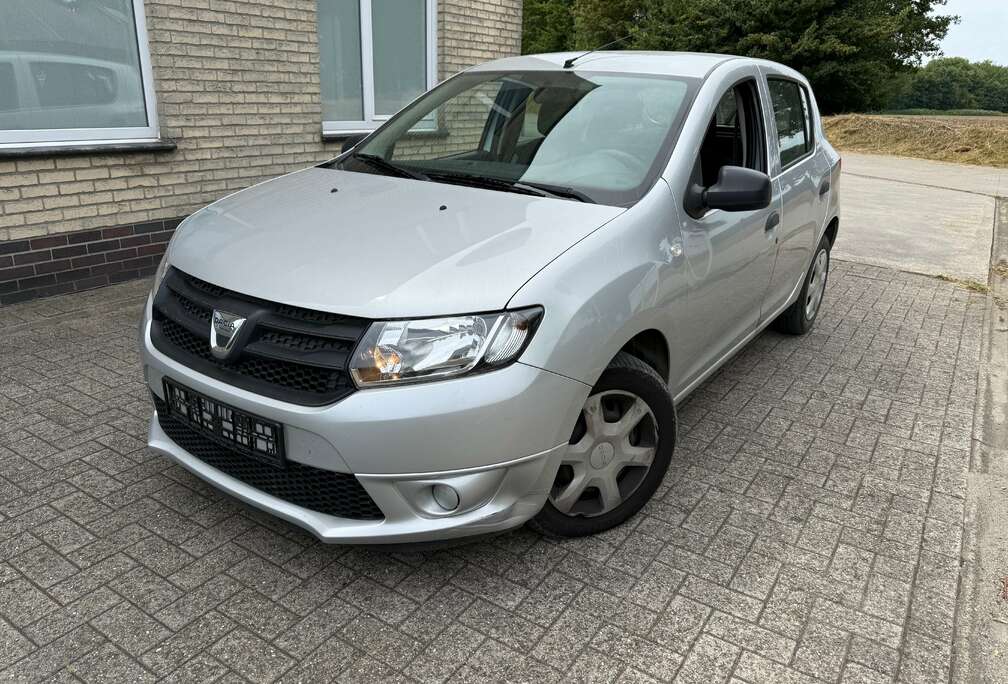 Dacia Sandero 1.0i
