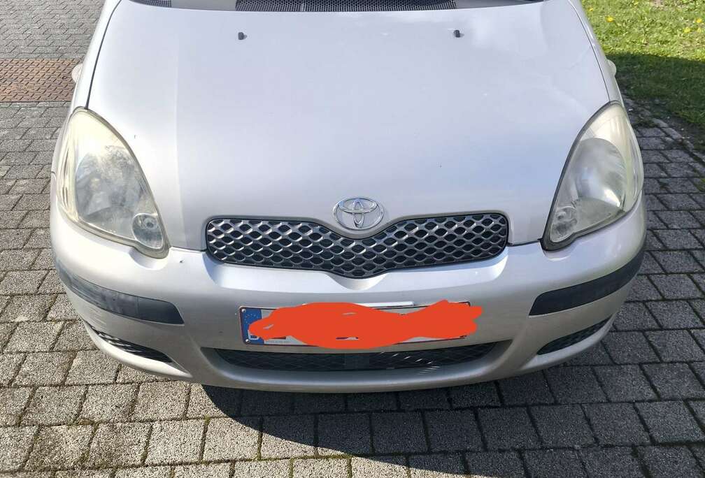 Toyota 65 VVT-i Linéa Luna MMT