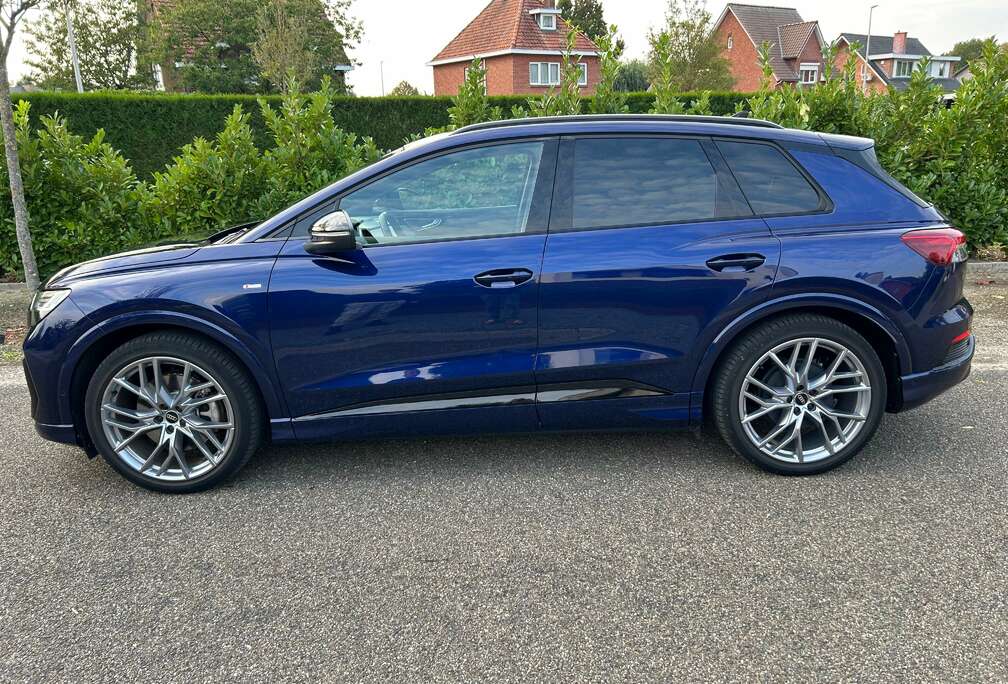 Audi Q4 e-tron 40 S line