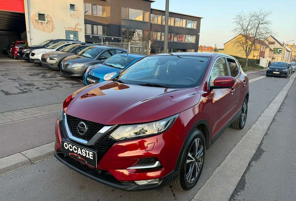 Nissan Qashqai 1.2 DIG-T Business**12M GARANTIE**