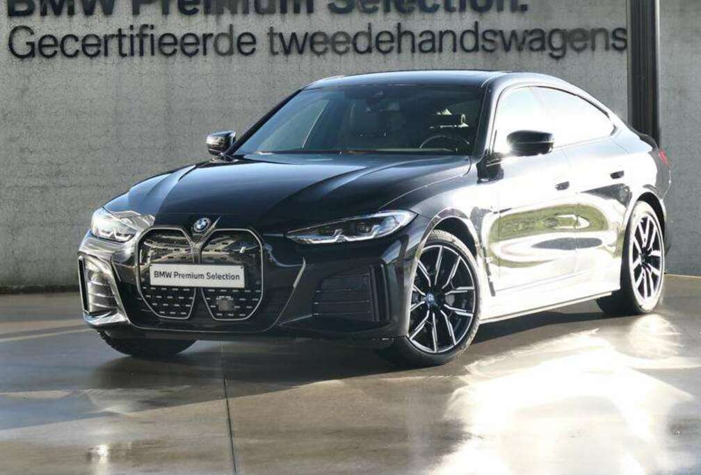 BMW eDrive40 M Sport  SUNR  CAME