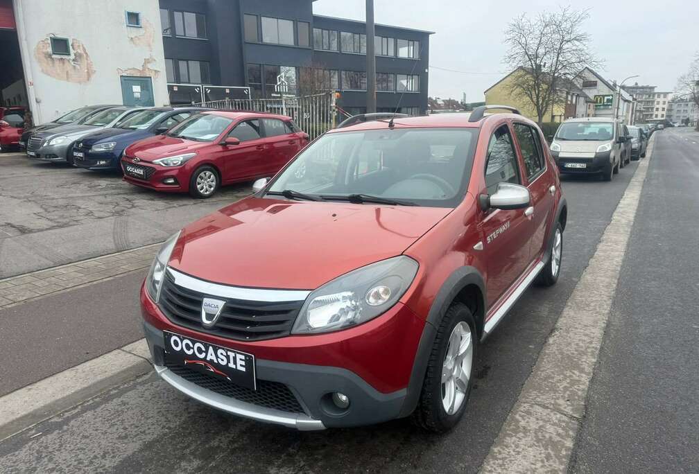 Dacia Sandero Stepway 1.6i Stepway**12M GARANTIE**