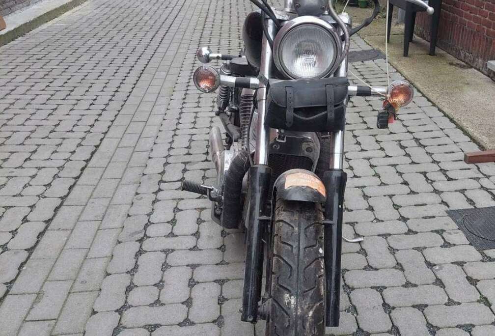 Suzuki VS7