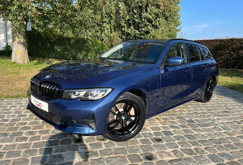 BMW eA Touring PHEV/1eignr/Carplay/Led/Camera/Leder/Cruise/Clima...