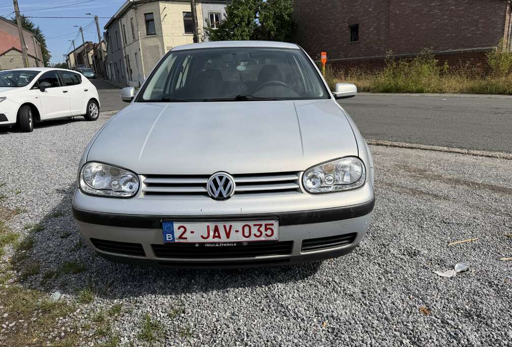 Volkswagen 1.6i Base