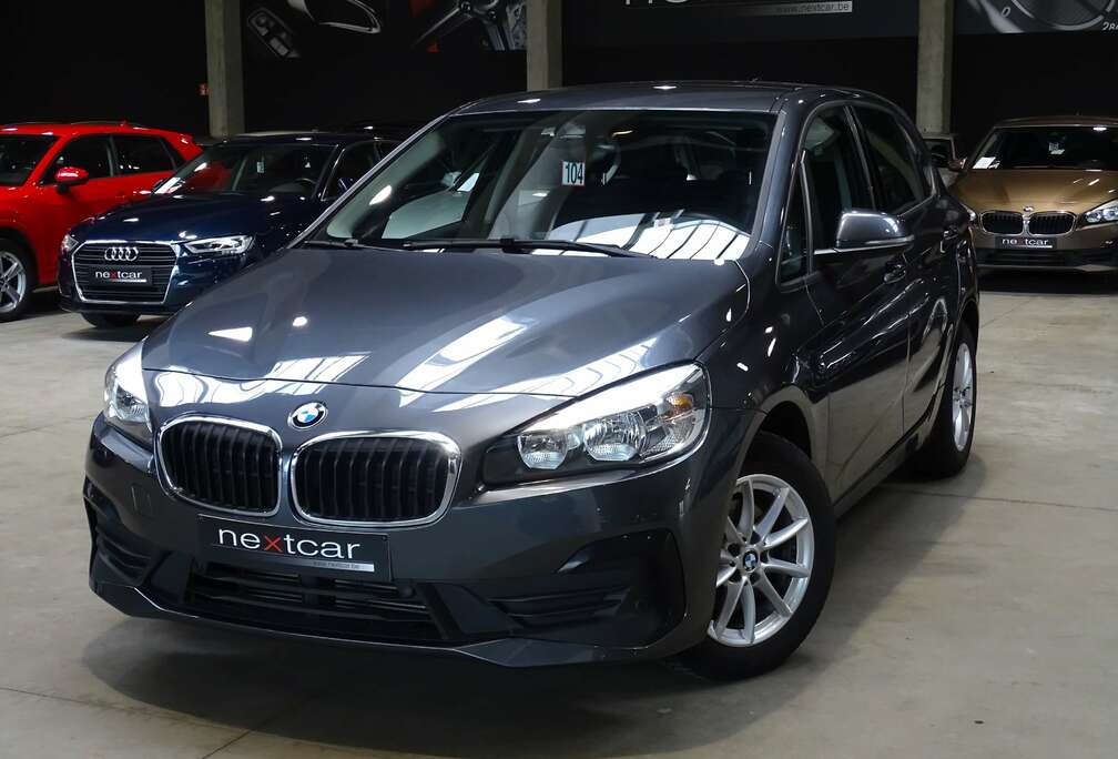 BMW d Active Tourer **FACELIFT-NAVI-PDC AV&AR**