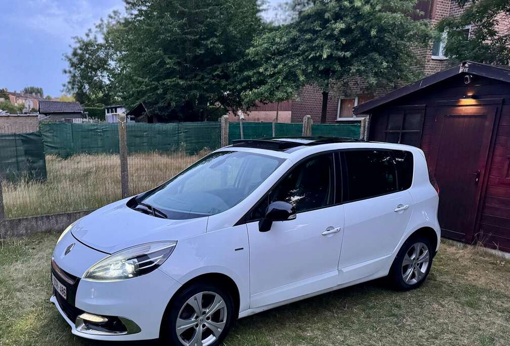 Renault megane scenic 1.2  TCE  Essence  turbo 116chv