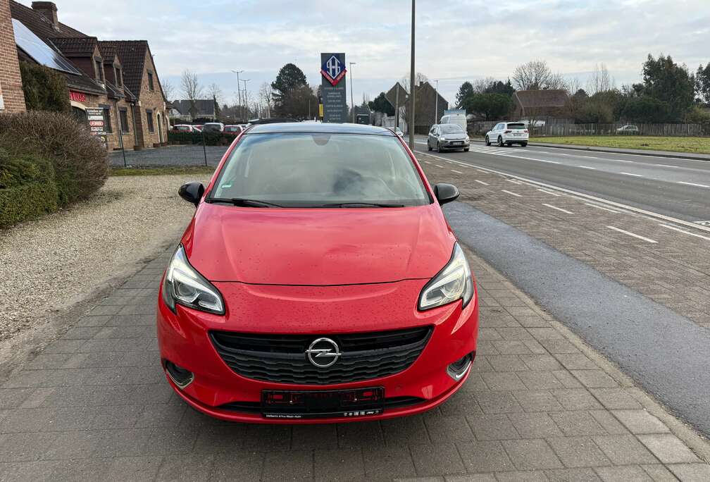 Opel Corsa 1.2i Black Edition