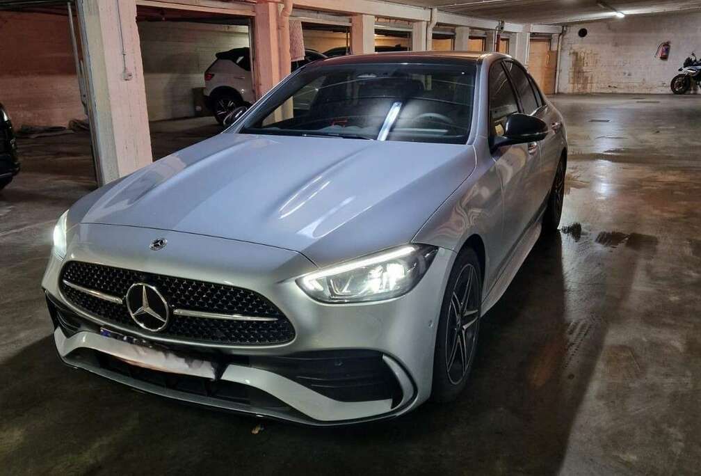 Mercedes-Benz 4Matic 9G-TRONIC AMG Line