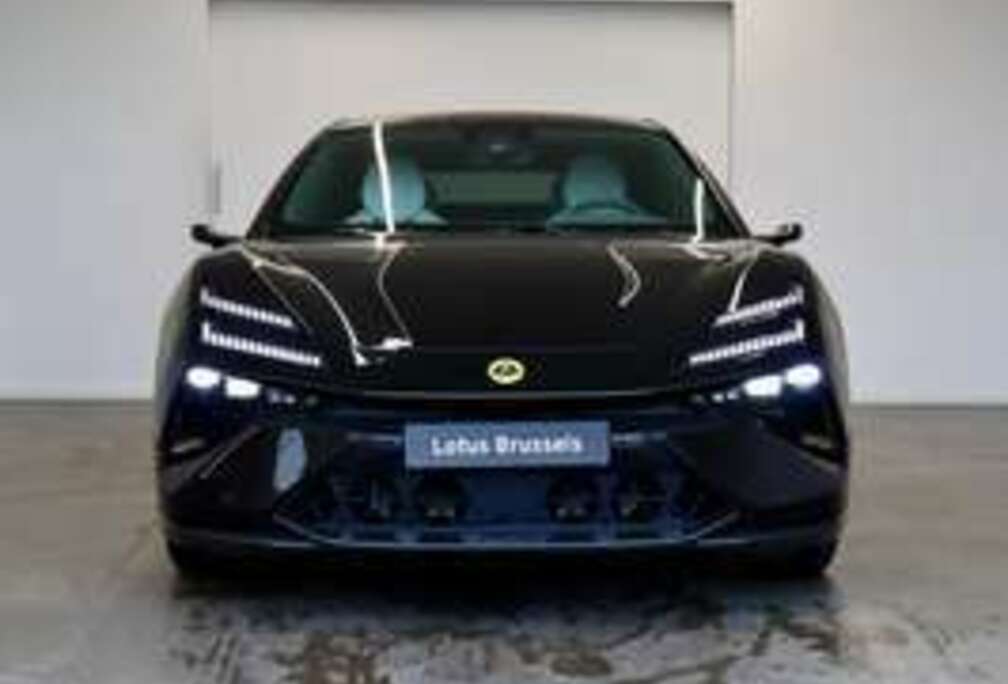 Lotus Emeya S demo - Executive seats - Dynamic Handling