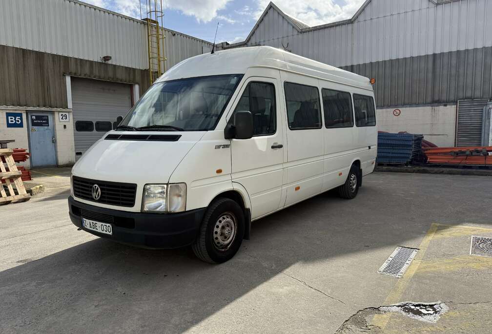 Volkswagen 35tdi 2.5l mini-bus ful options airco-webasto-lift
