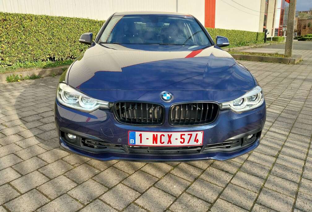 BMW F30 318i
