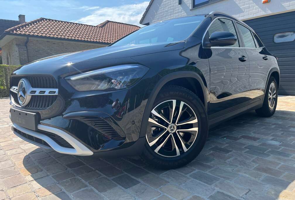 Mercedes-Benz Business Line