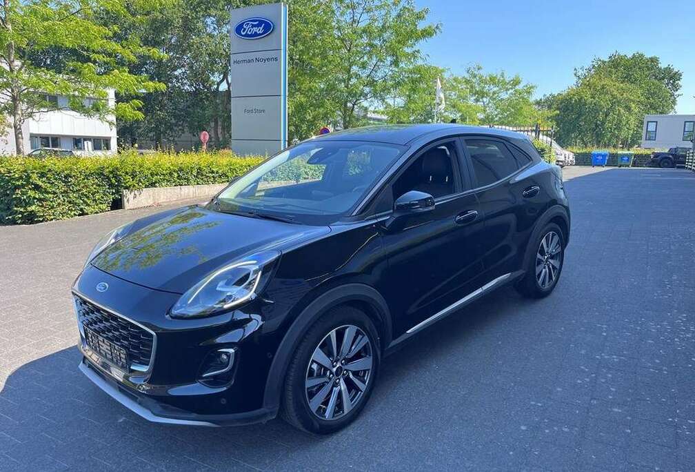Ford titanium x