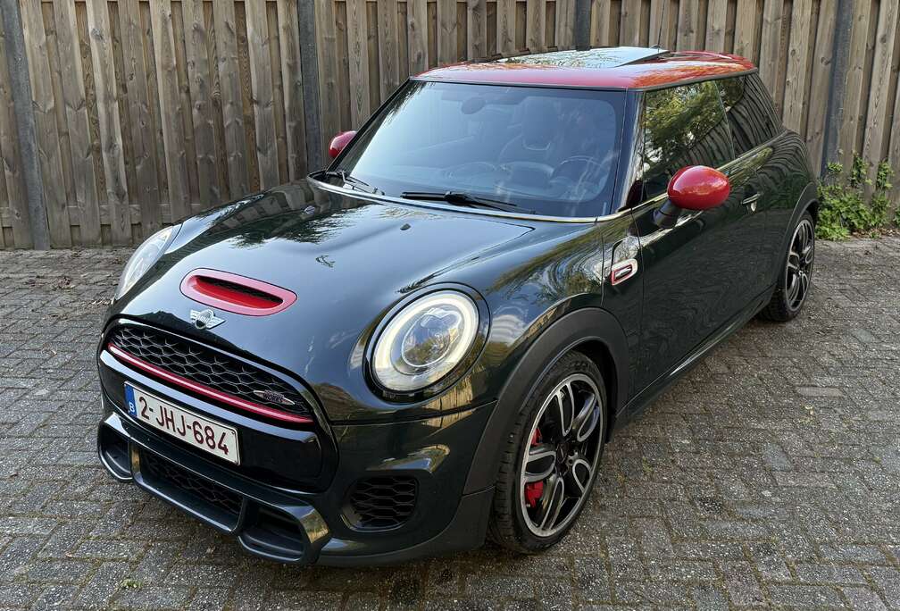 MINI | Pano | H/K | Keyless | HUD | 18” LMV