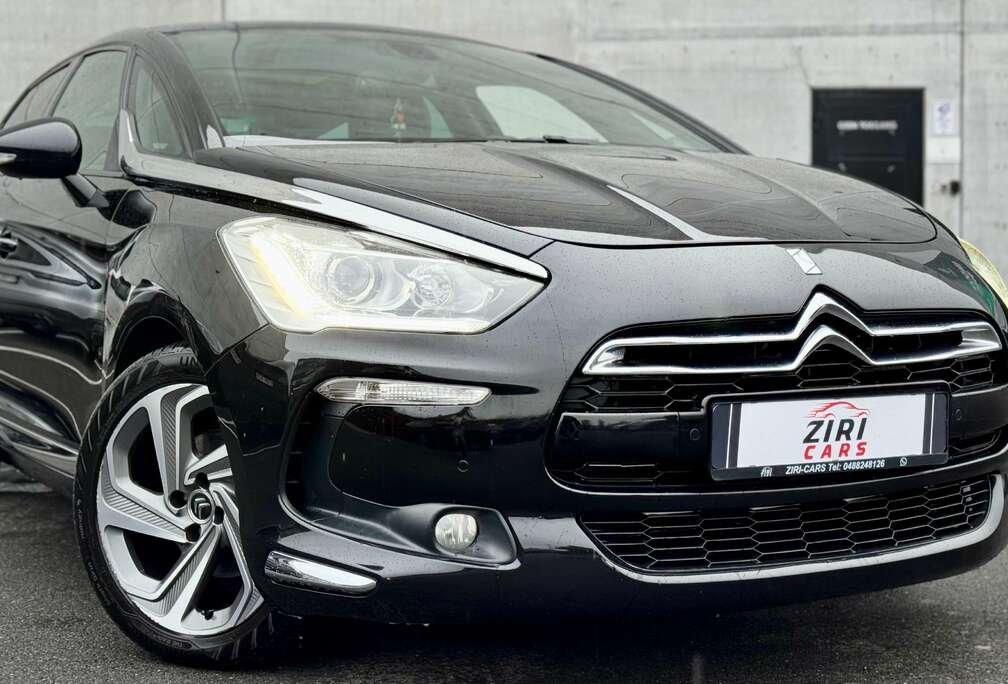 Citroen DS5 e-HDi 115 EGS6 SoChic