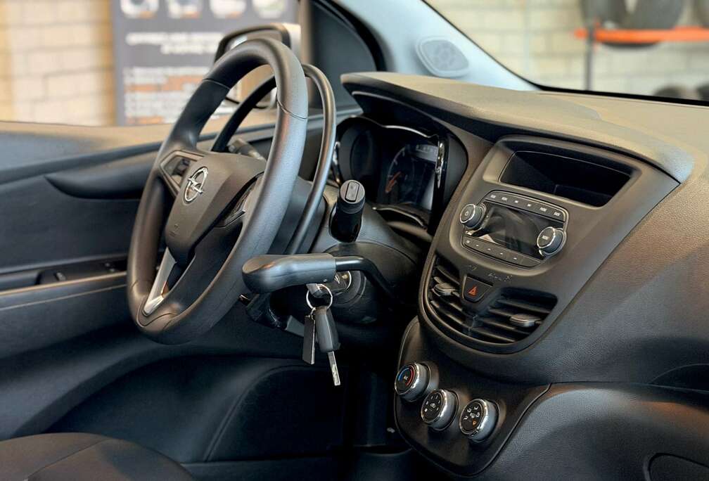 Opel PMR équipement   33.000 kms  1e main