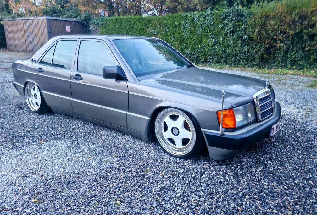 Mercedes-Benz w201