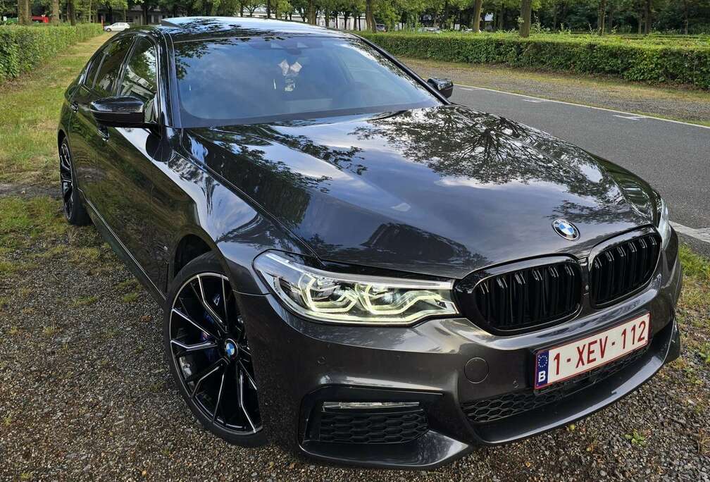 BMW BMW 530 eDRIVE ANTRACIET GRIJS  M-PAKKET  258PK