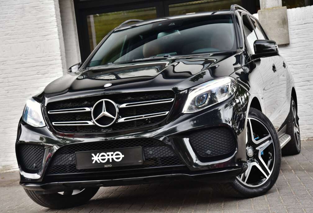 Mercedes-Benz E 4-MATIC PHEV AMG LINE *** H&K / TREKHAAK ***