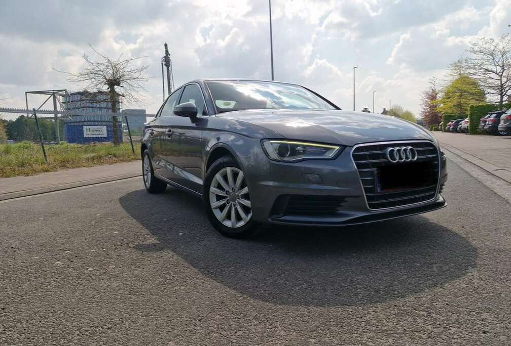 Audi 1.6 TDi ultra Attraction