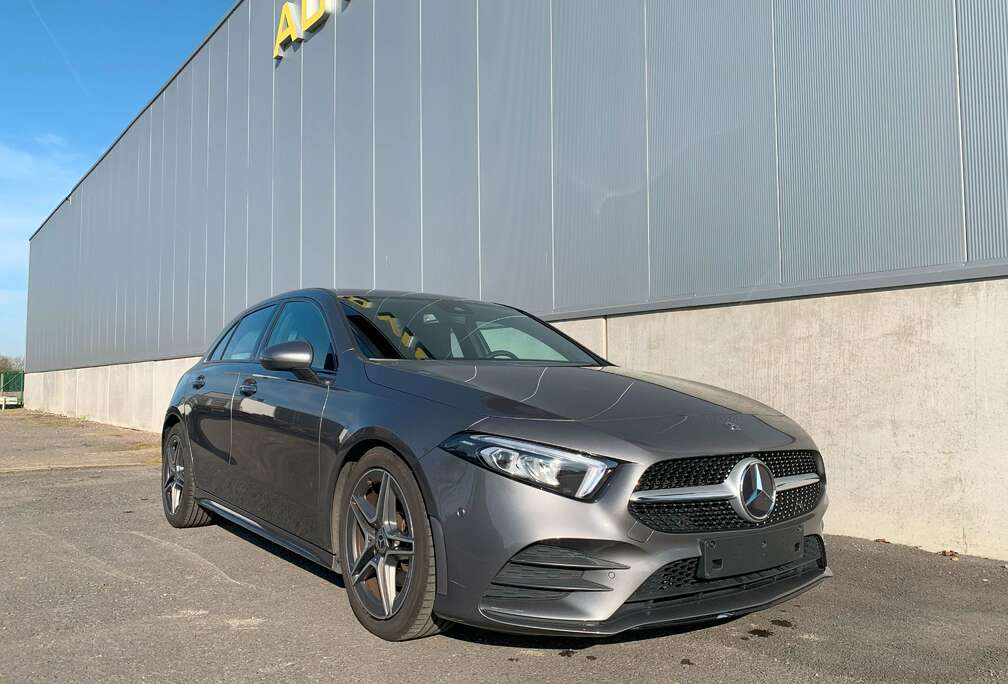 Mercedes-Benz *AppleCarplay*Actieve Spoorassist.*Achteruitrijcam