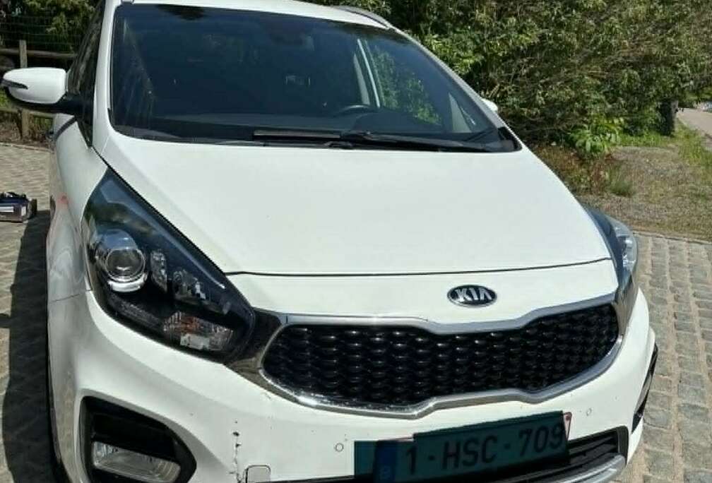 Kia Carens 1.7 CRDi Navi Edition