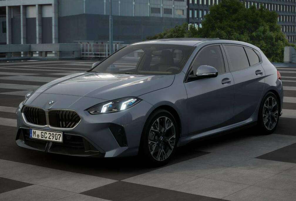 BMW 116iA