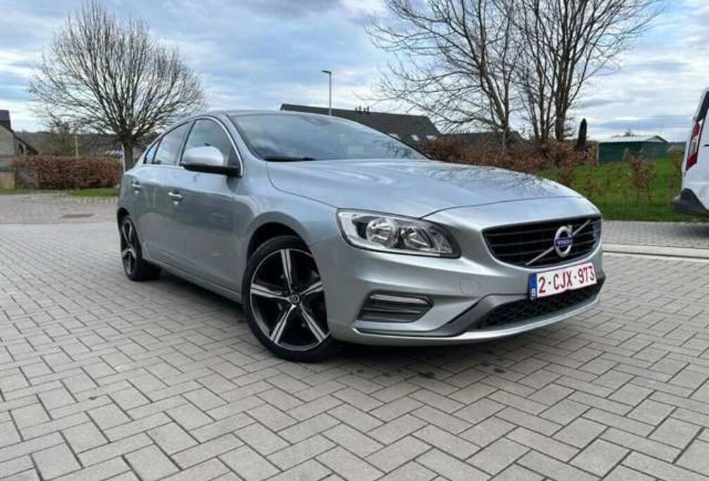 Volvo 2.0 D2 Kinetic R-Design Geartronic