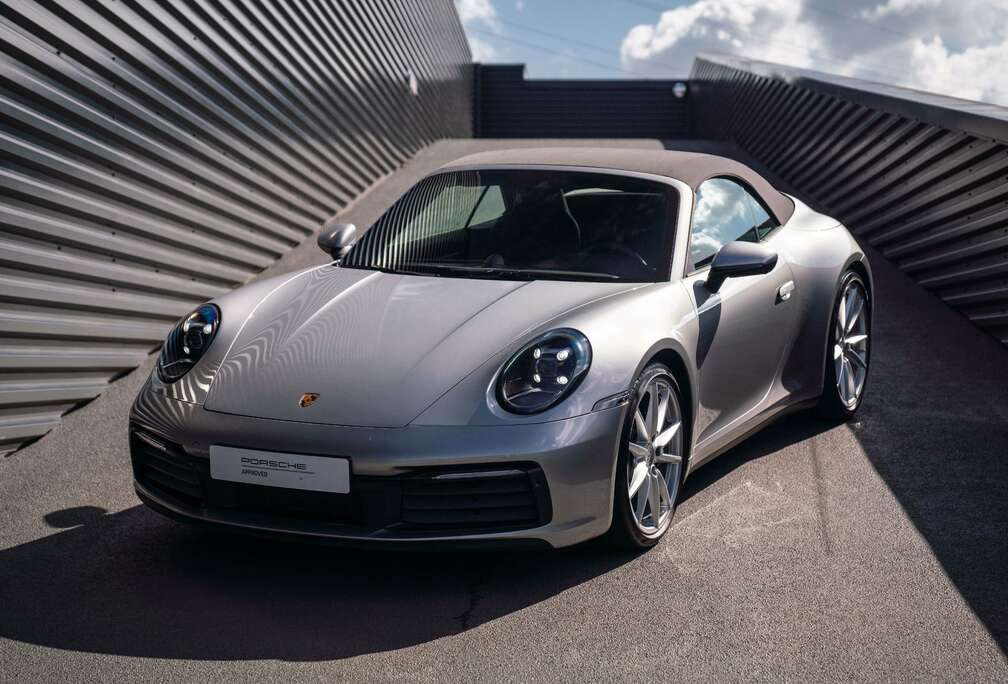 Porsche 911 Carrera Cabriolet PDK