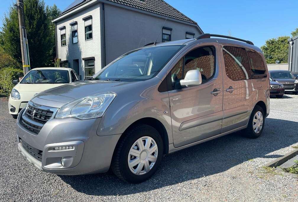 Peugeot Tepee 1.2 PureTech Style,Airco,Sensoren,Cruise....