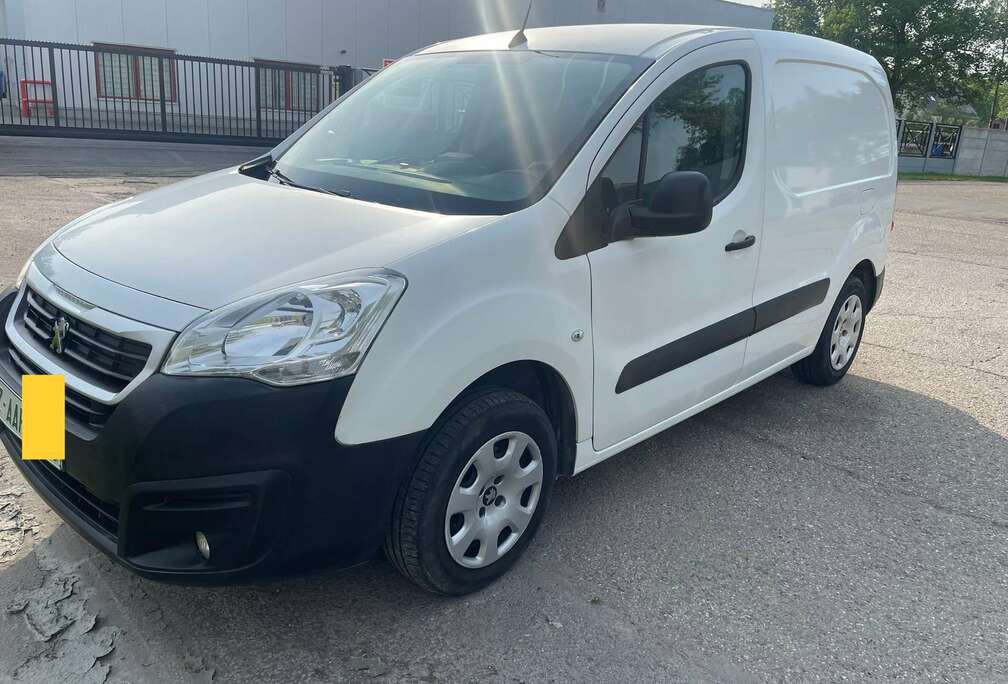 Peugeot 1.6 VTI 98 PREMIUM PACK 3ZIT NAVI