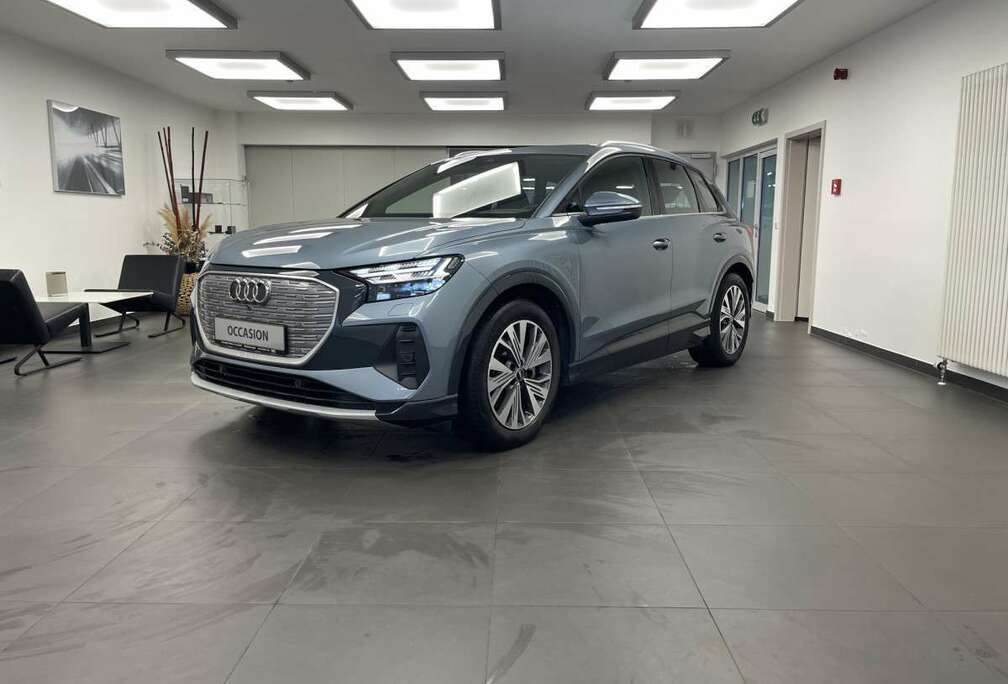 Audi 40 Advanced 204 CV / 150 kW