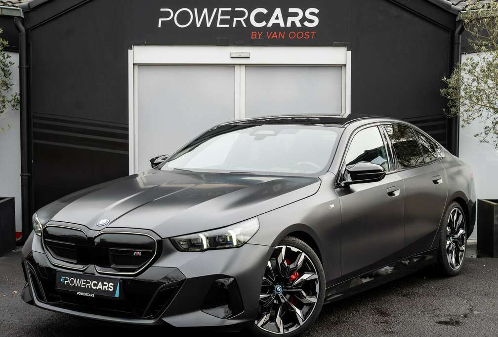 BMW M60 xDrive  Frozen Grey  M Sport Pro  Pano