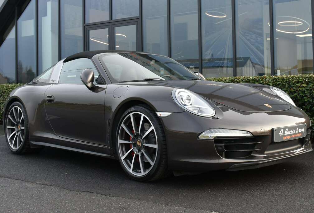 Porsche 911 Carrera 4S TARGA PDK