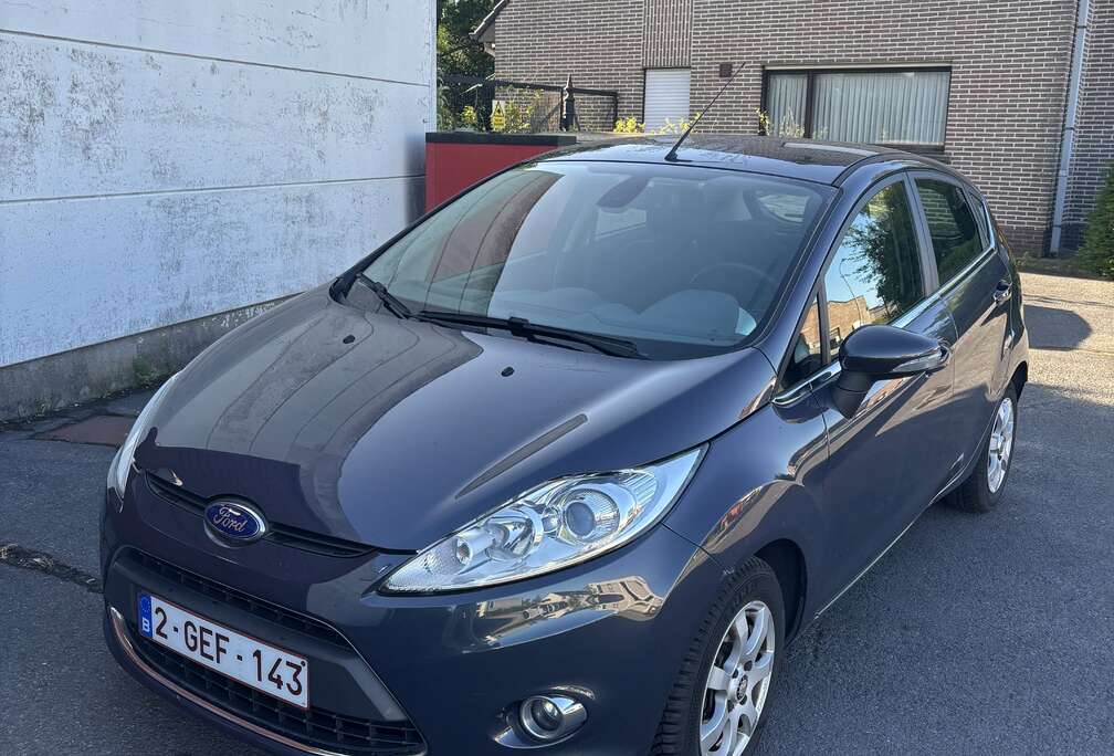 Ford 1.4 Titanium