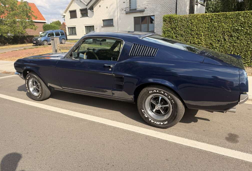 Ford Fastback