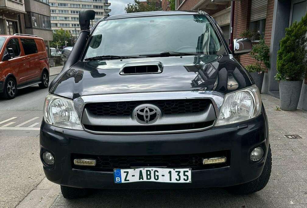 Toyota 3.0 D-4D 4WD SR Antarctica *BELGE*0485905657