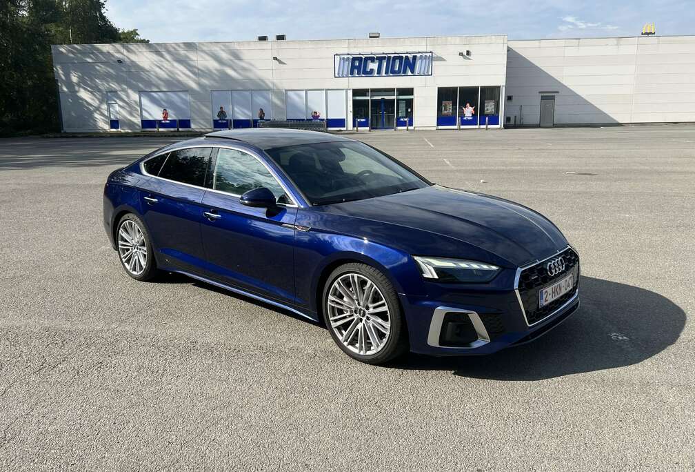 Audi Sportback 45 TDi QUATTRO S line